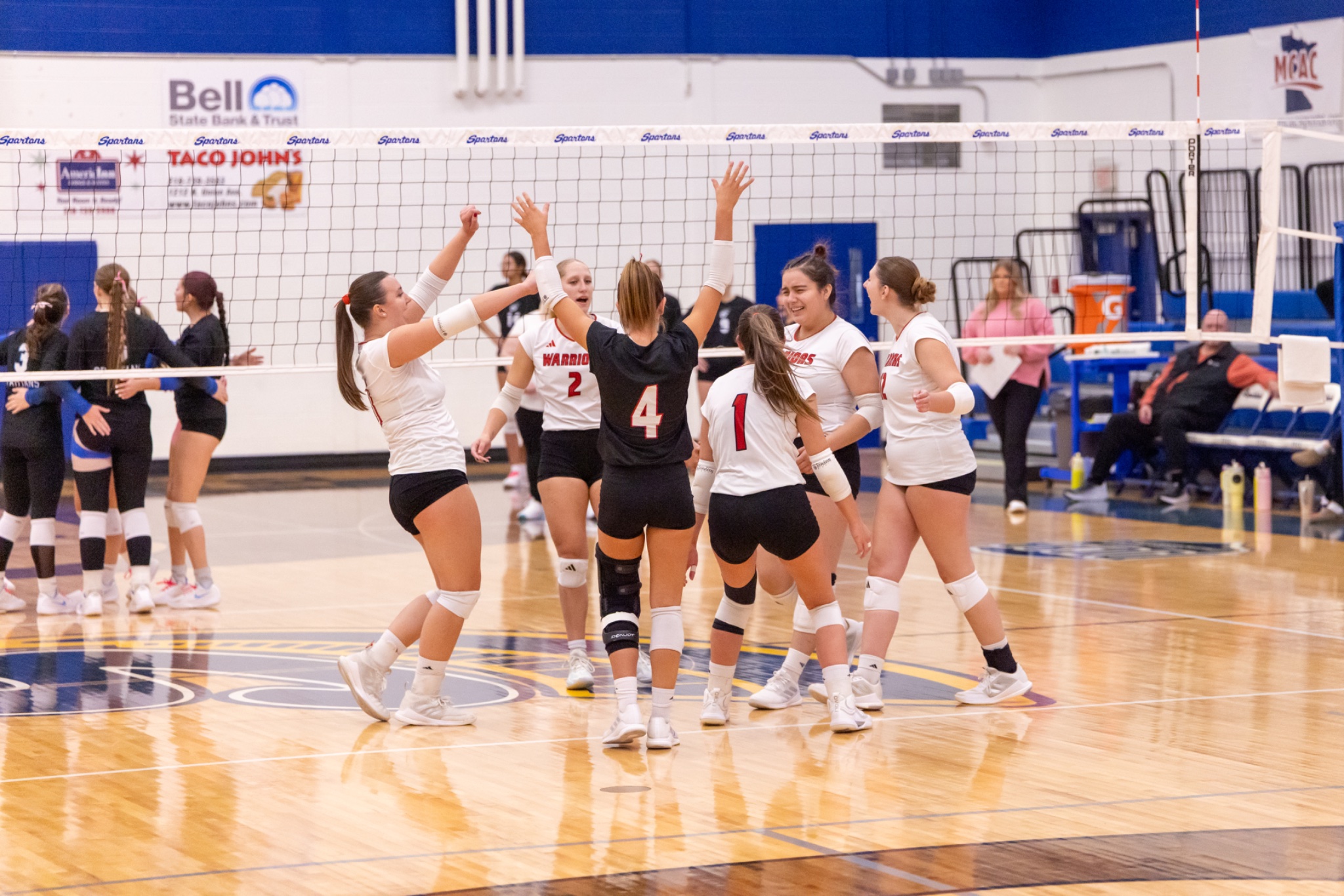 Warriors Win Five-Set Thriller!